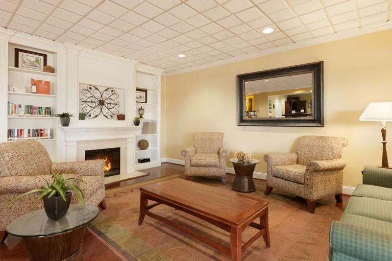 Hotel Country & By Radisson, Fredericksburg, Va 3*
